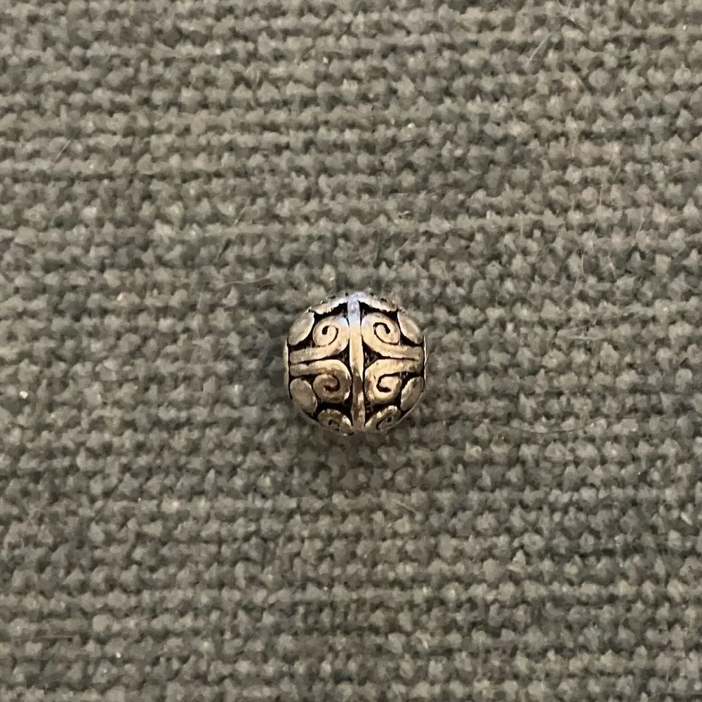 Bead